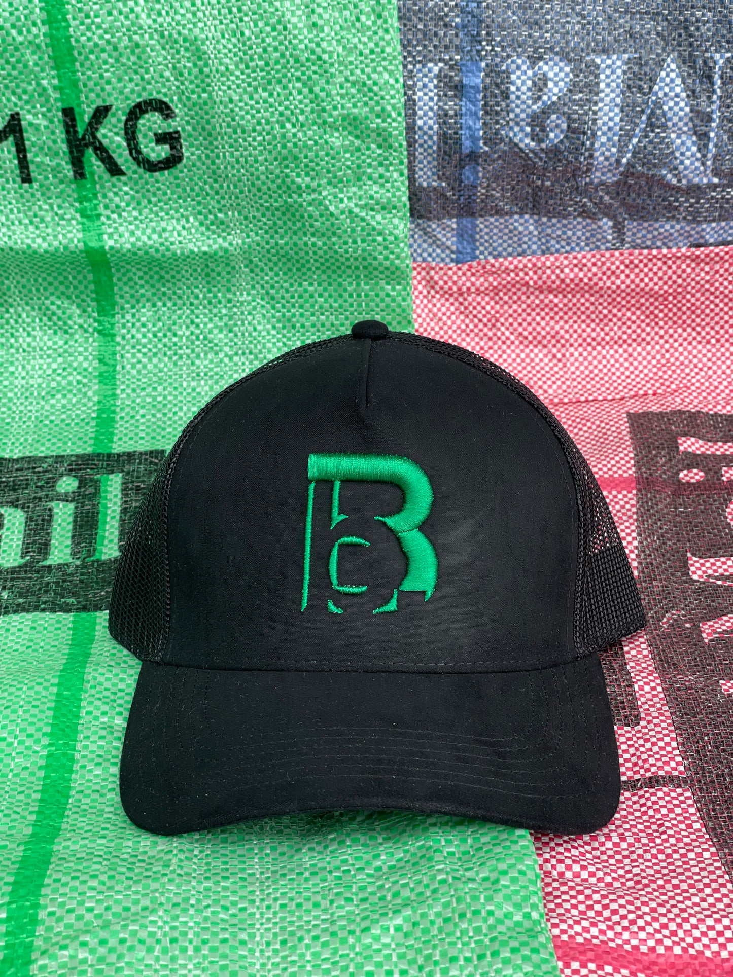 Suede b.B trucker cap